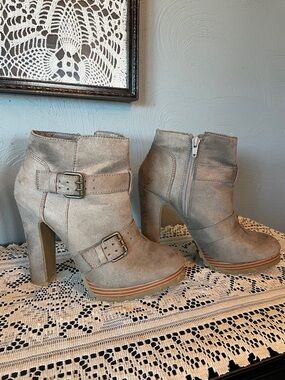 Mossimo Supply Co. Taupe Suede Buckle Platform Ankle Boots